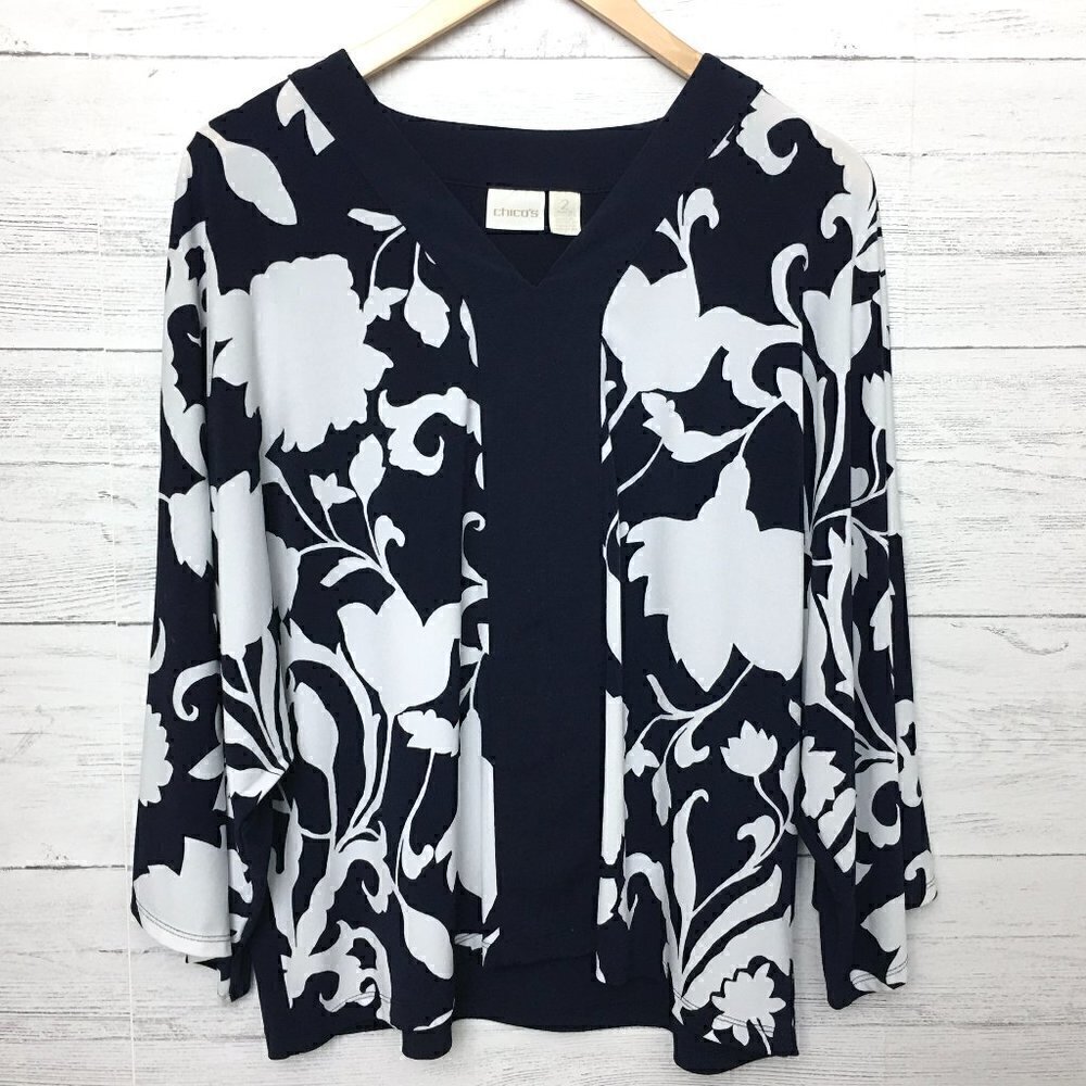 Chico's Navy Blue & White Print Blouse 3/4 Sleeves V-Neck Slinky Fabric Large